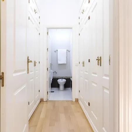 -malagasunapts-prime Location Historic Centre